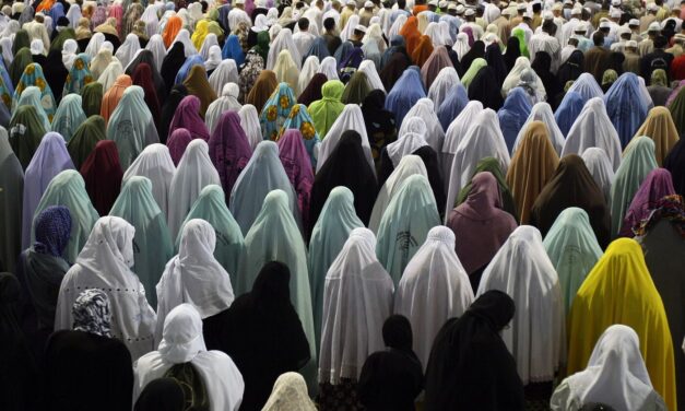 Hukum Wanita Ke Masjid